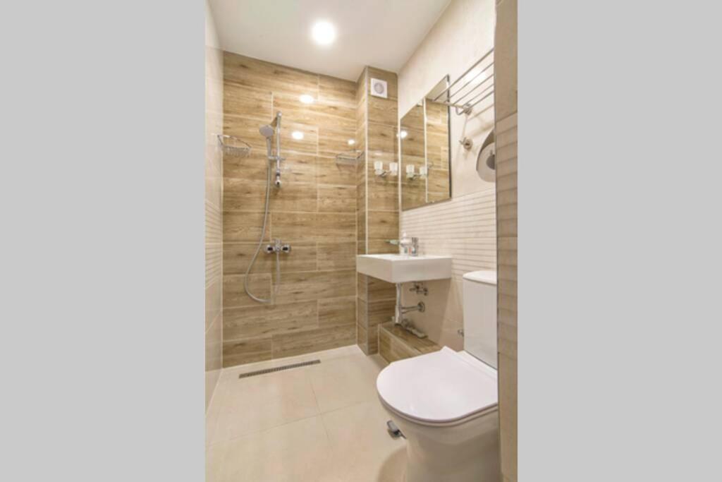 Elegant & Stylish 2 Bedroom Top Central Apartment 소피아 외부 사진