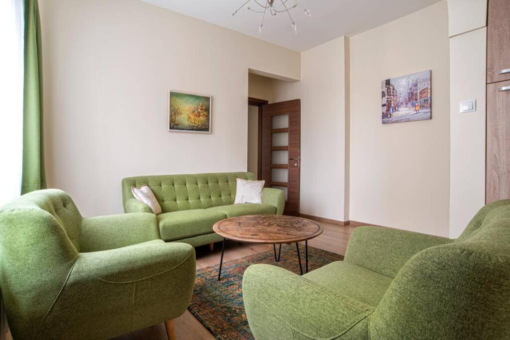 Elegant & Stylish 2 Bedroom Top Central Apartment 소피아 외부 사진