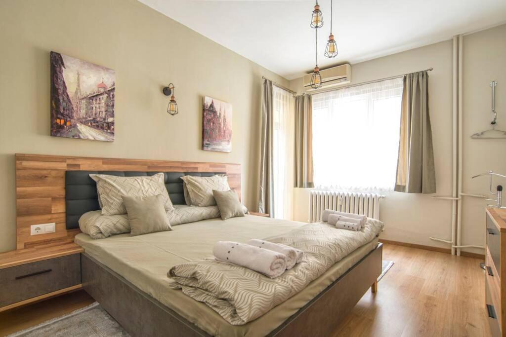 Elegant & Stylish 2 Bedroom Top Central Apartment 소피아 외부 사진